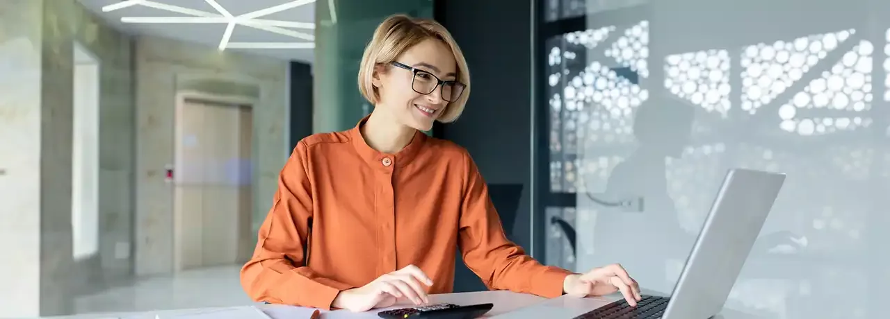 ¿Cómo calcular el coste salarial de un trabajador paso a paso? 
