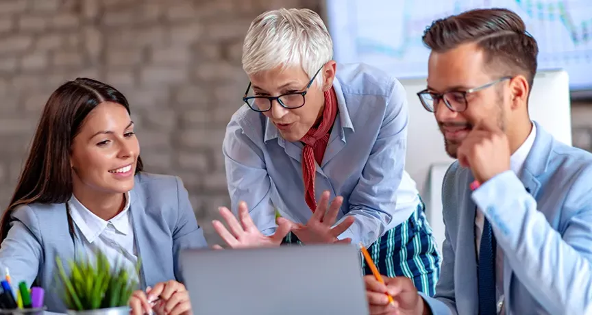 ¿Cómo hacer el organigrama vertical de una empresa?