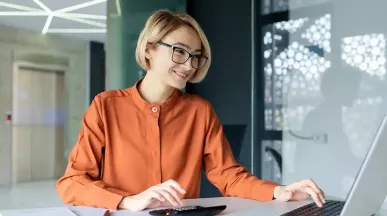¿Cómo calcular el coste salarial de un trabajador paso a paso?
