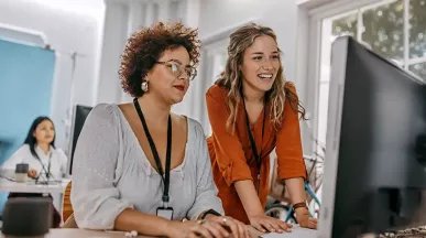 ¿Cómo calcular el producto marginal del trabajo paso a paso?